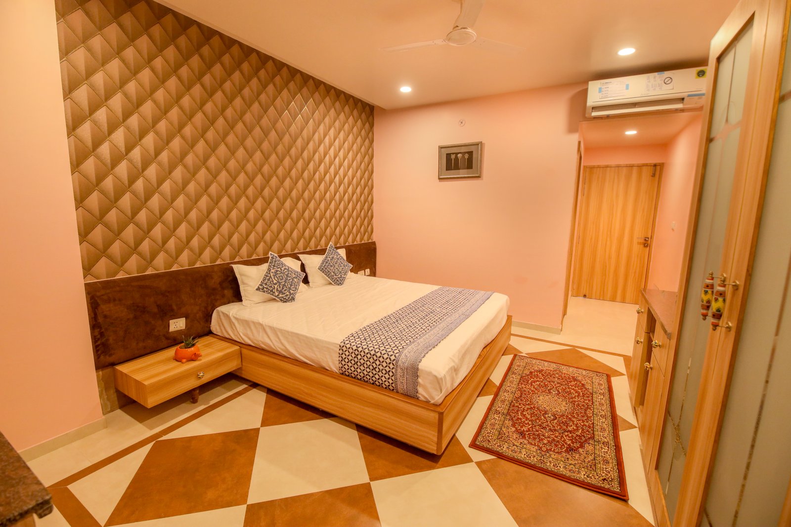 Gems Suites-A Boutique Stay gallery 5